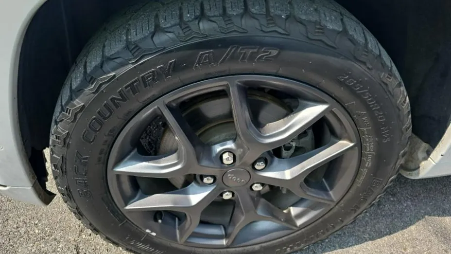 JEEP Grand Cherokee -