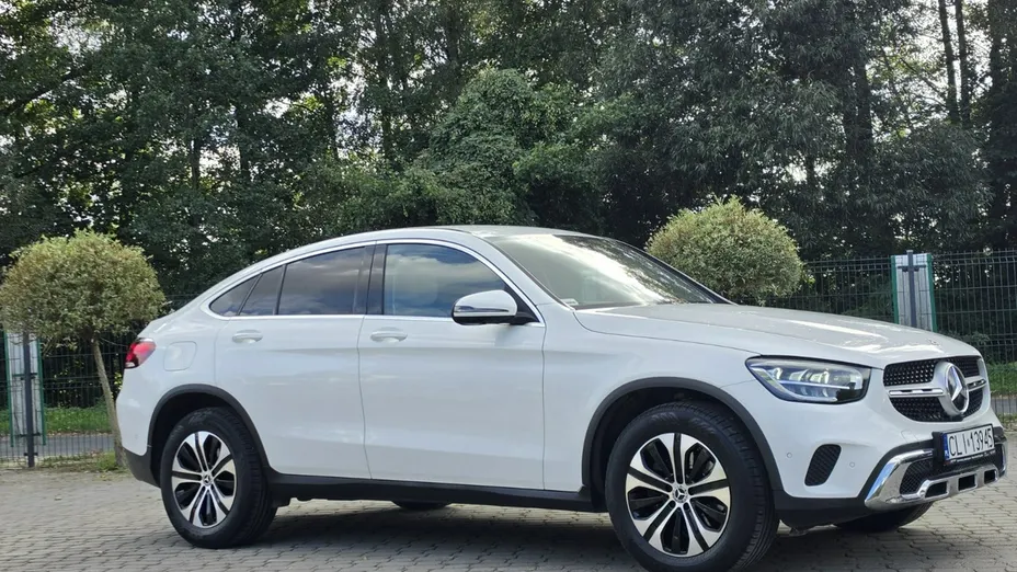 MERCEDES-BENZ GLC -