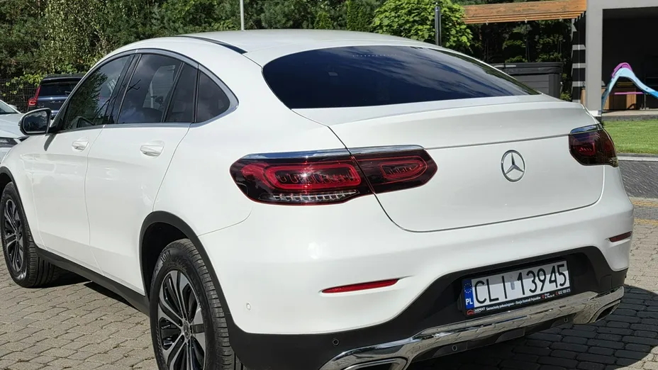 MERCEDES-BENZ GLC -