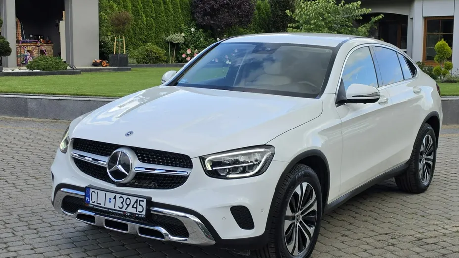 MERCEDES-BENZ GLC -