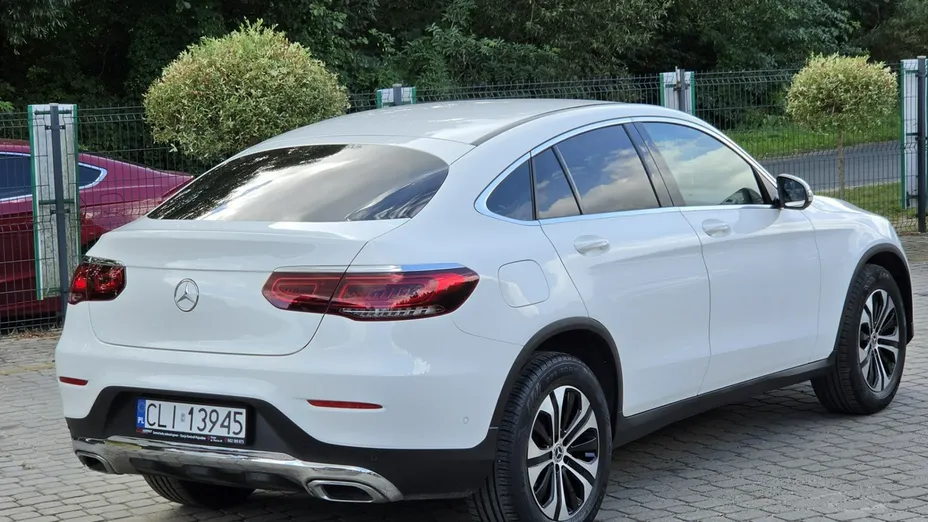 MERCEDES-BENZ GLC -