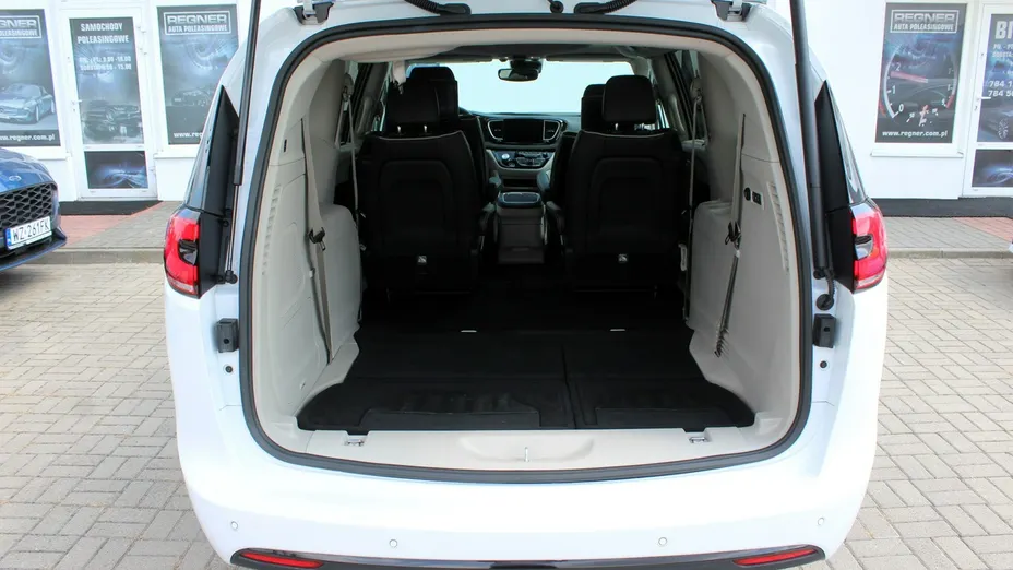 CHRYSLER Pacifica -