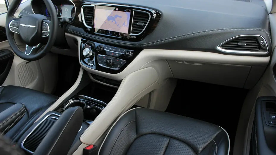 CHRYSLER Pacifica -