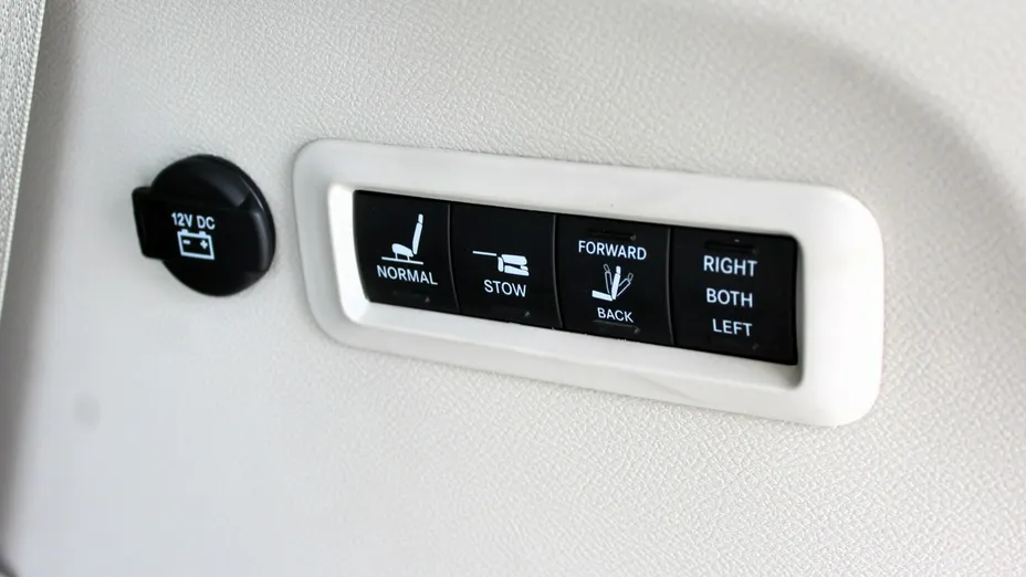 CHRYSLER Pacifica -
