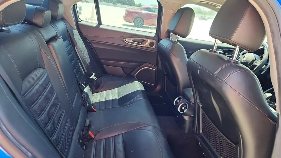 ALFA ROMEO Giulia -
