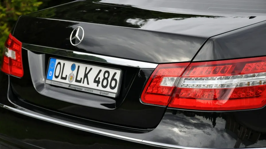 MERCEDES-BENZ E Klasa -