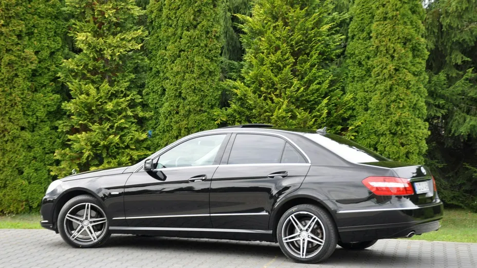 MERCEDES-BENZ E Klasa -