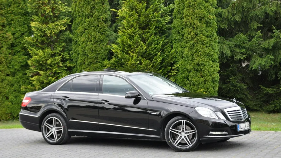 MERCEDES-BENZ E Klasa -