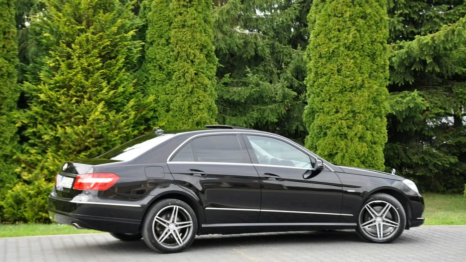 MERCEDES-BENZ E Klasa -