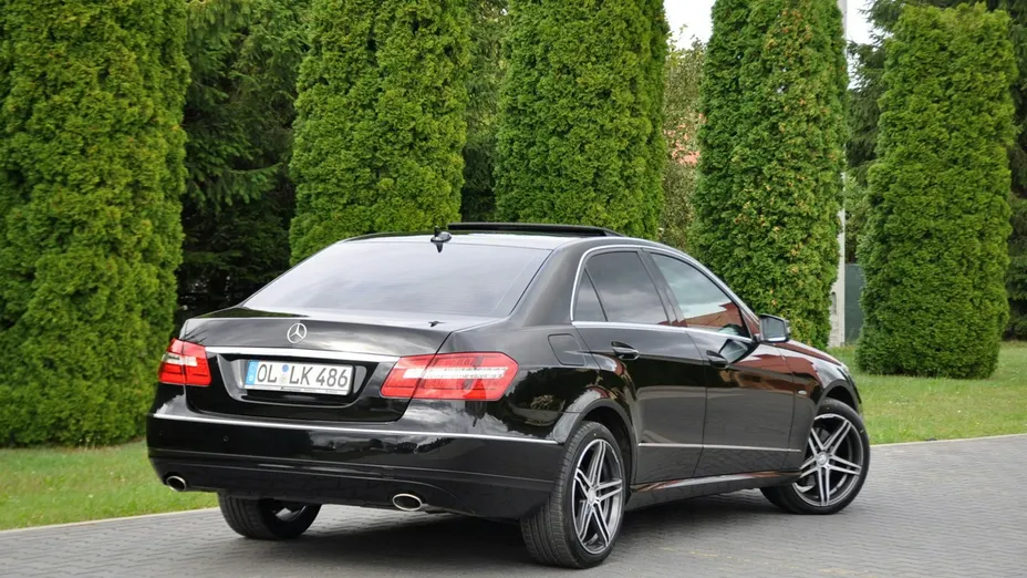 MERCEDES-BENZ E Klasa -
