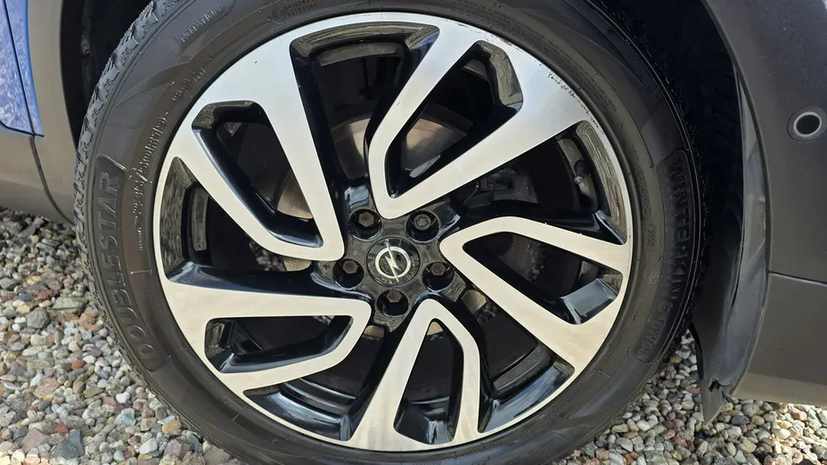 OPEL Grandland X -