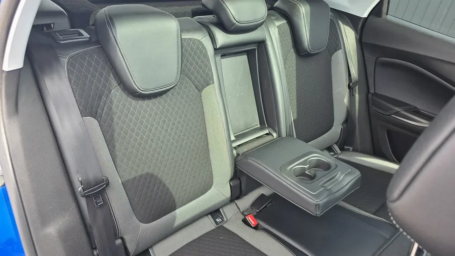 OPEL Grandland X -