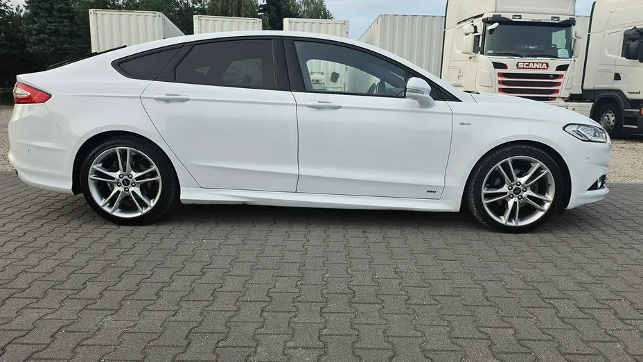 FORD Mondeo -