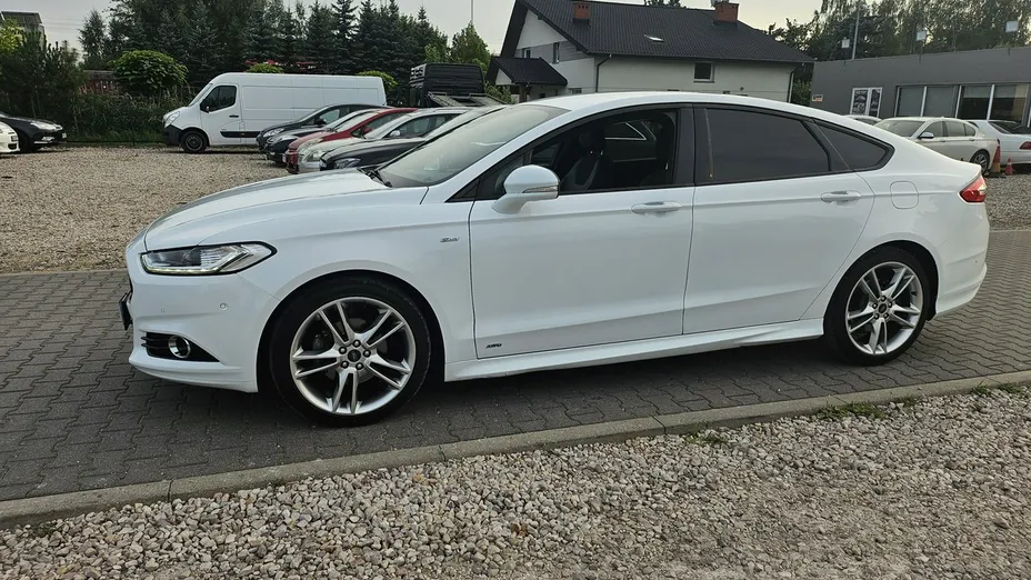 FORD Mondeo -