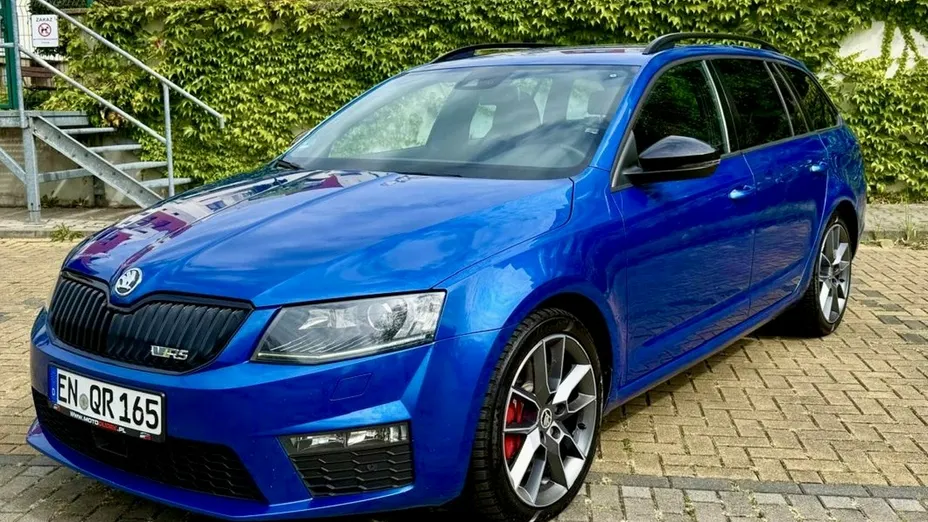 SKODA Octavia -