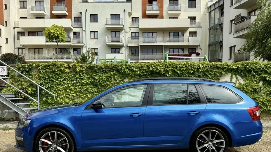 SKODA Octavia -
