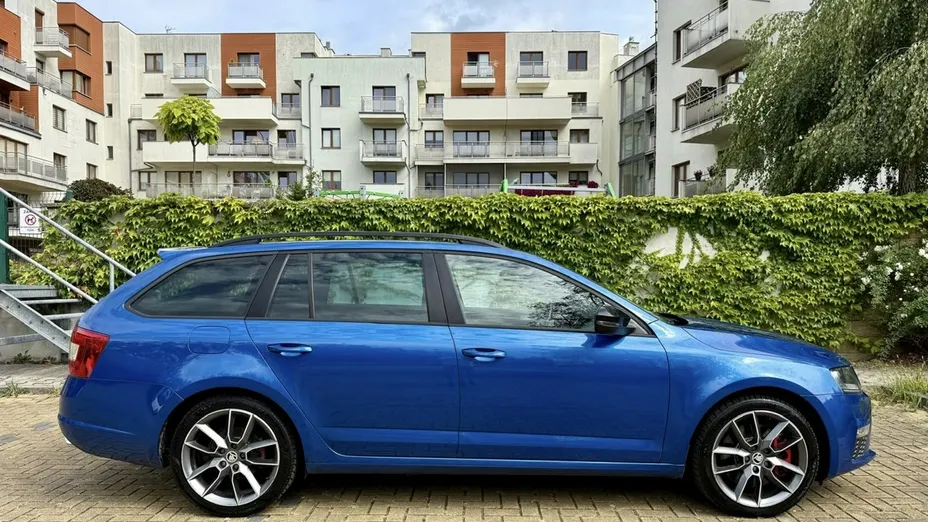 SKODA Octavia -