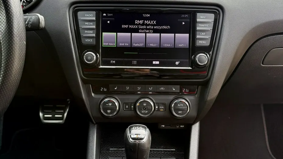 SKODA Octavia -