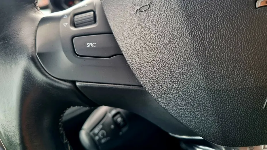 PEUGEOT 2008 -