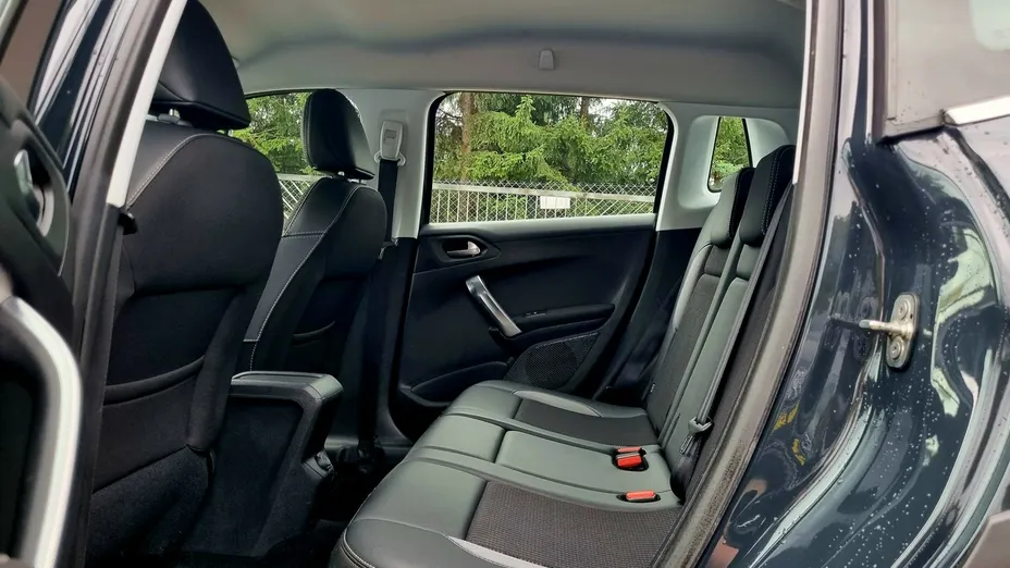 PEUGEOT 2008 -