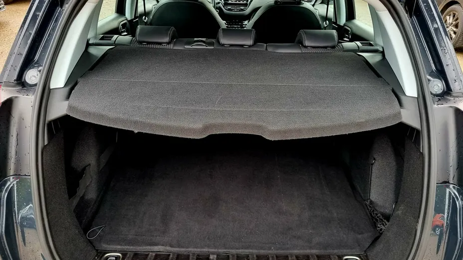 PEUGEOT 2008 -