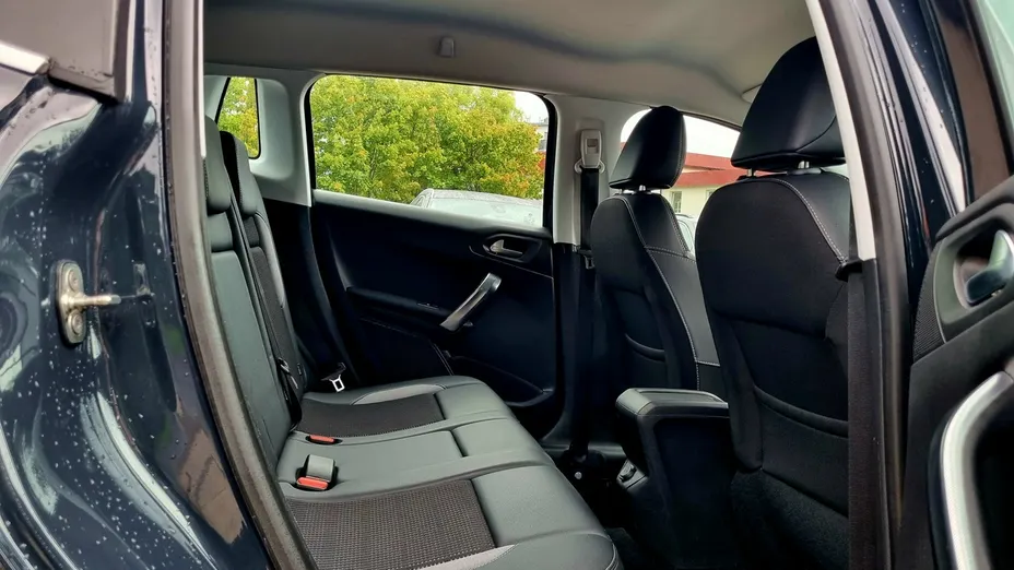 PEUGEOT 2008 -