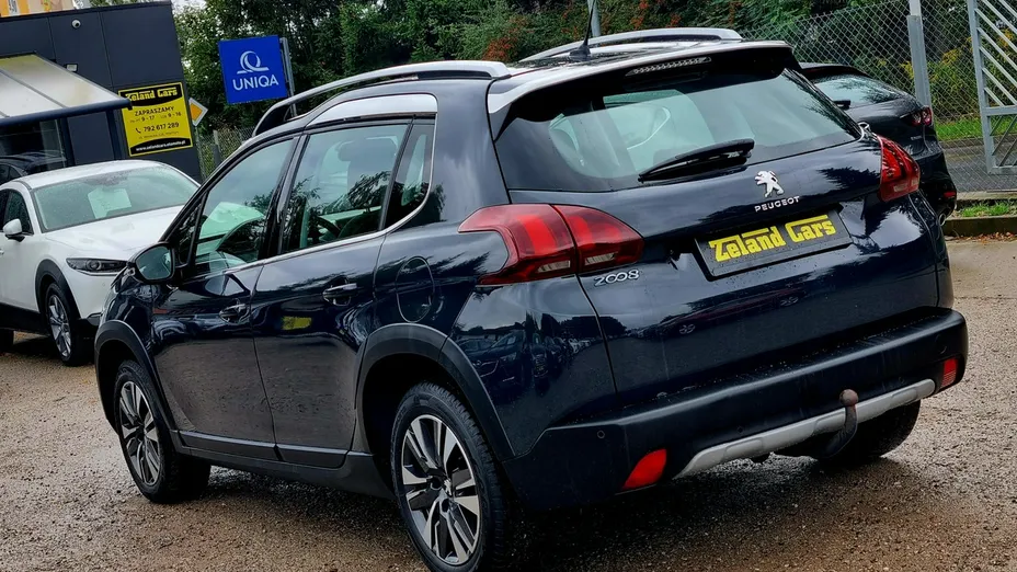 PEUGEOT 2008 -
