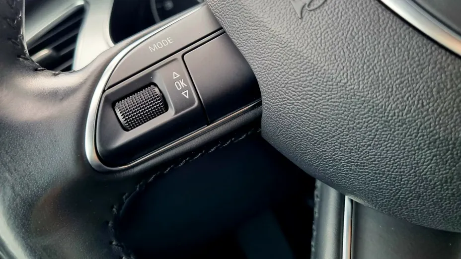 AUDI A4 -