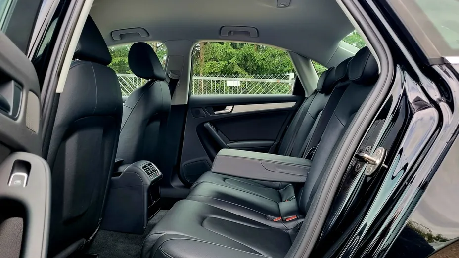 AUDI A4 -