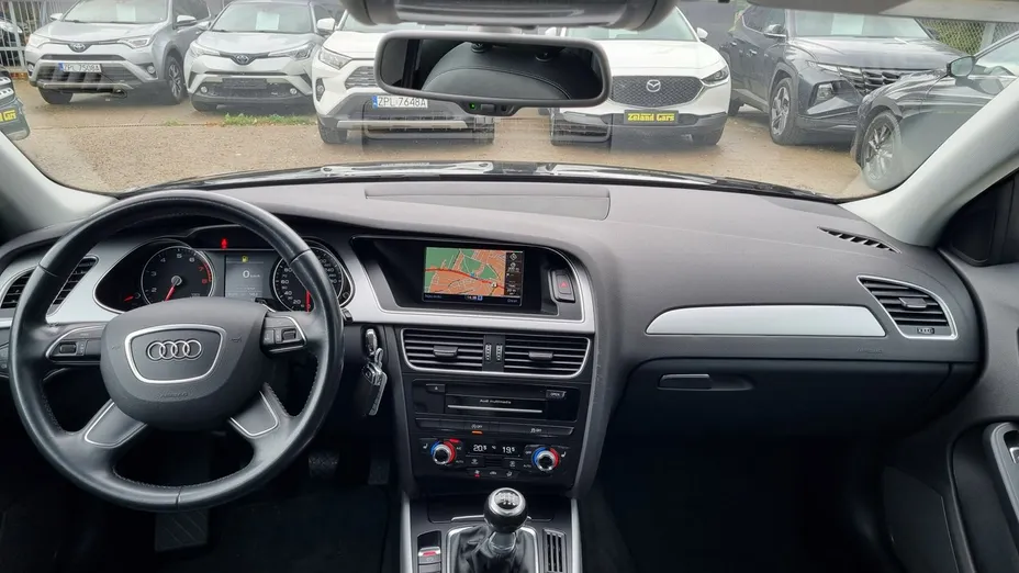 AUDI A4 -