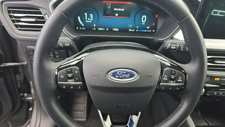 FORD Escape -