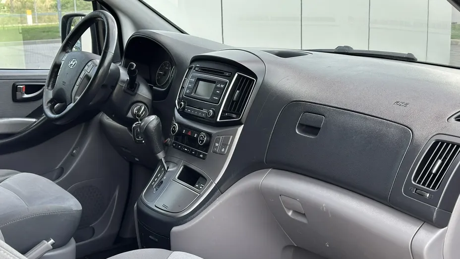 HYUNDAI H-1 -