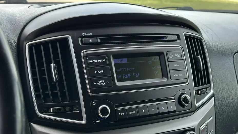 HYUNDAI H-1 -