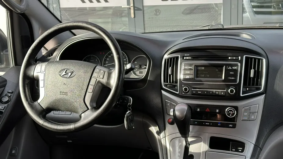 HYUNDAI H-1 -