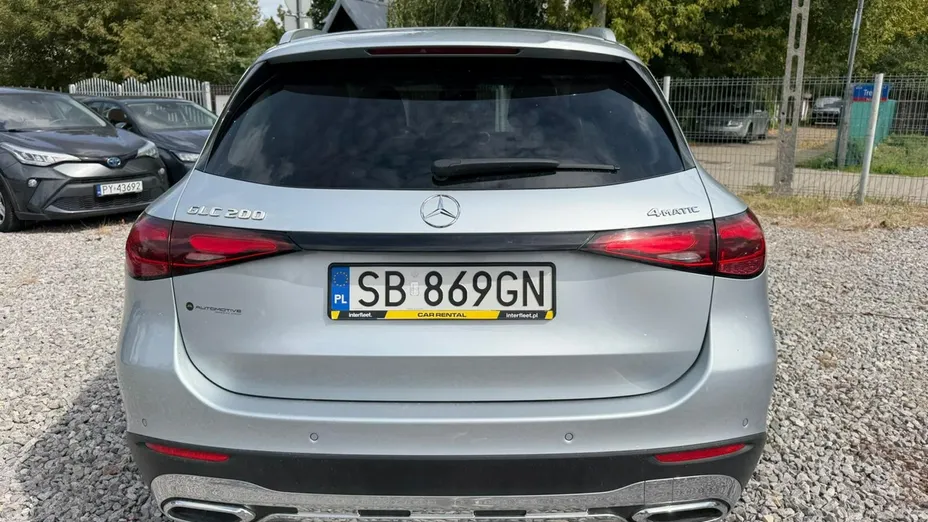 MERCEDES-BENZ GLC -