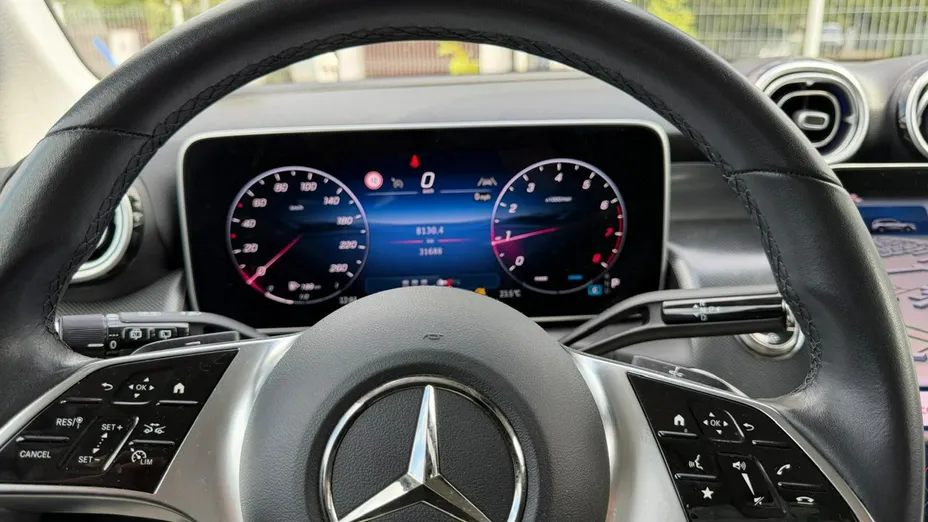 MERCEDES-BENZ GLC -