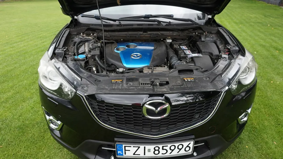 MAZDA CX-5 -