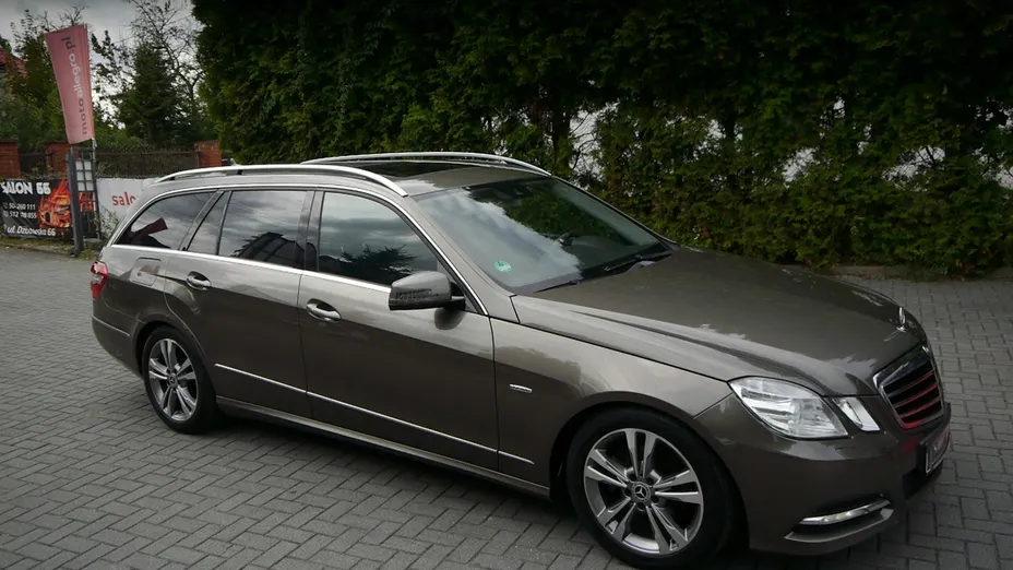 MERCEDES-BENZ E Klasa -