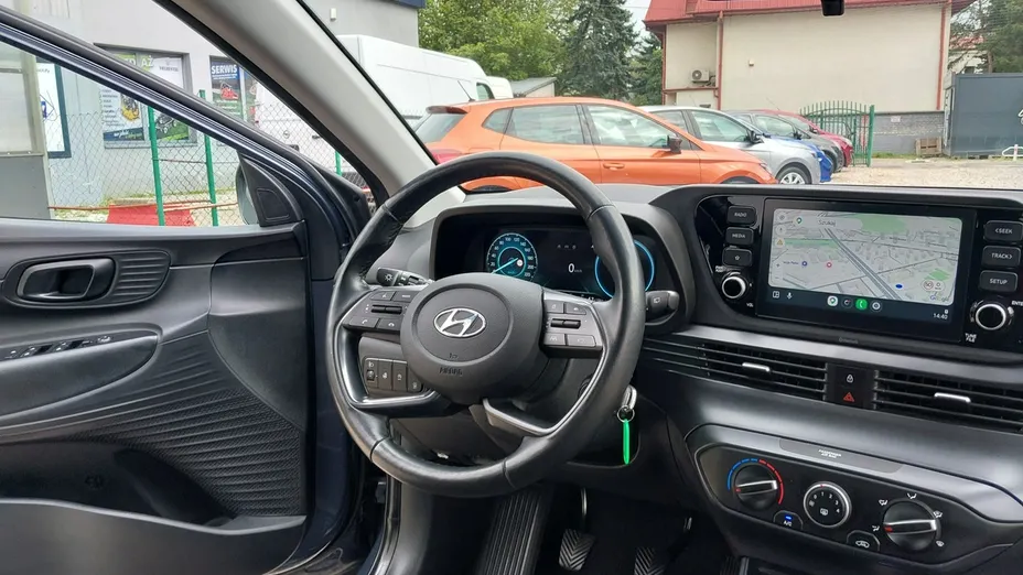 HYUNDAI i20 -