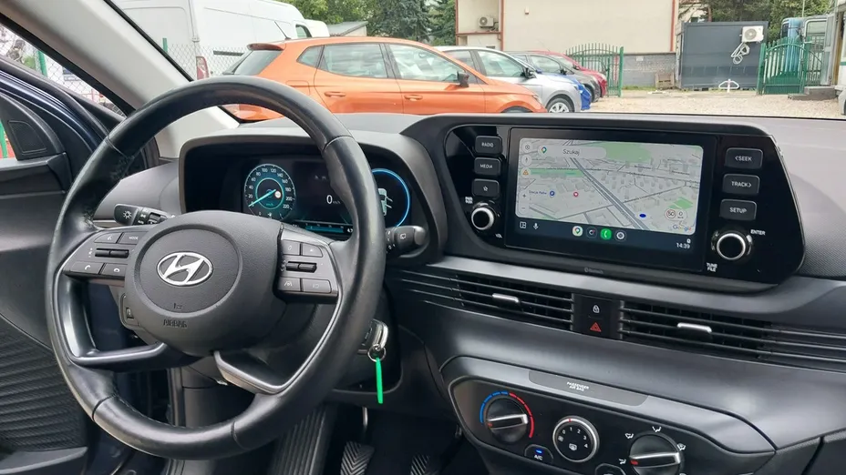 HYUNDAI i20 -