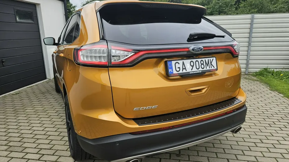 FORD Edge -