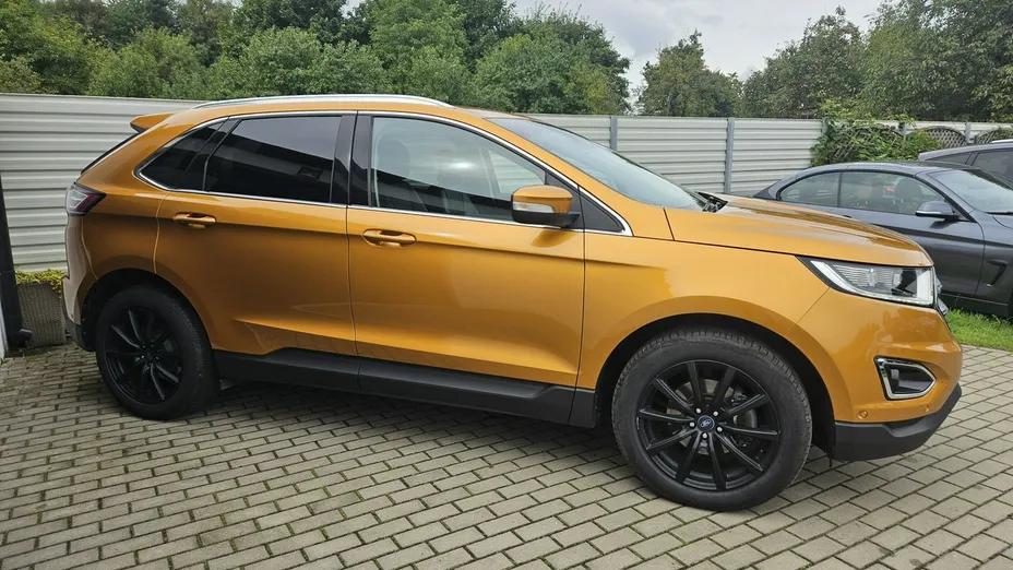 FORD Edge -