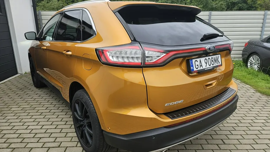 FORD Edge -