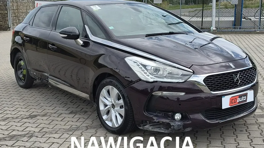 DS 5 -