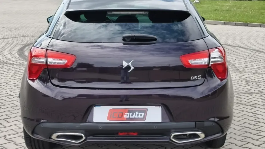 DS 5 -