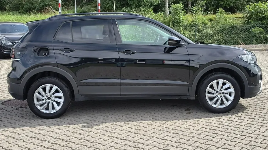 VOLKSWAGEN T-Cross -