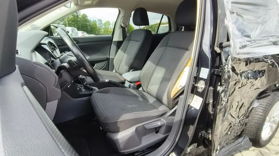 VOLKSWAGEN T-Cross -