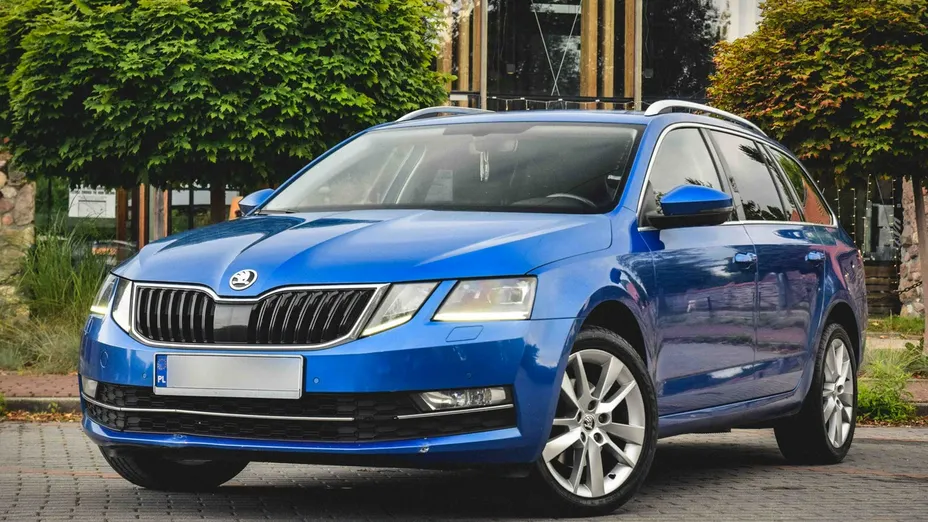 SKODA Octavia -