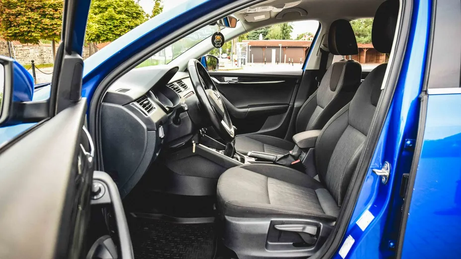 SKODA Octavia -
