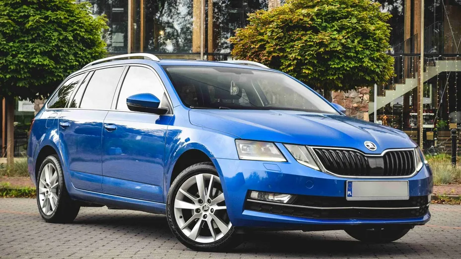 SKODA Octavia -